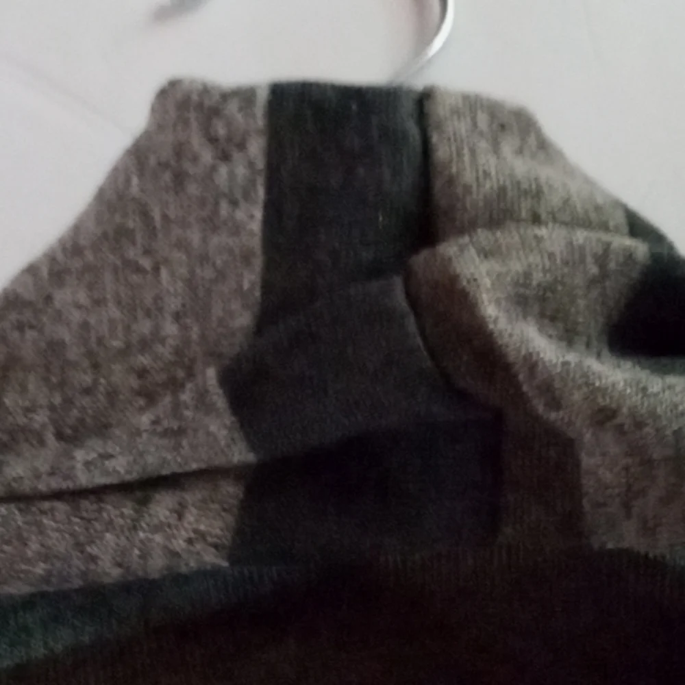 Egy striped cardigan with pockets